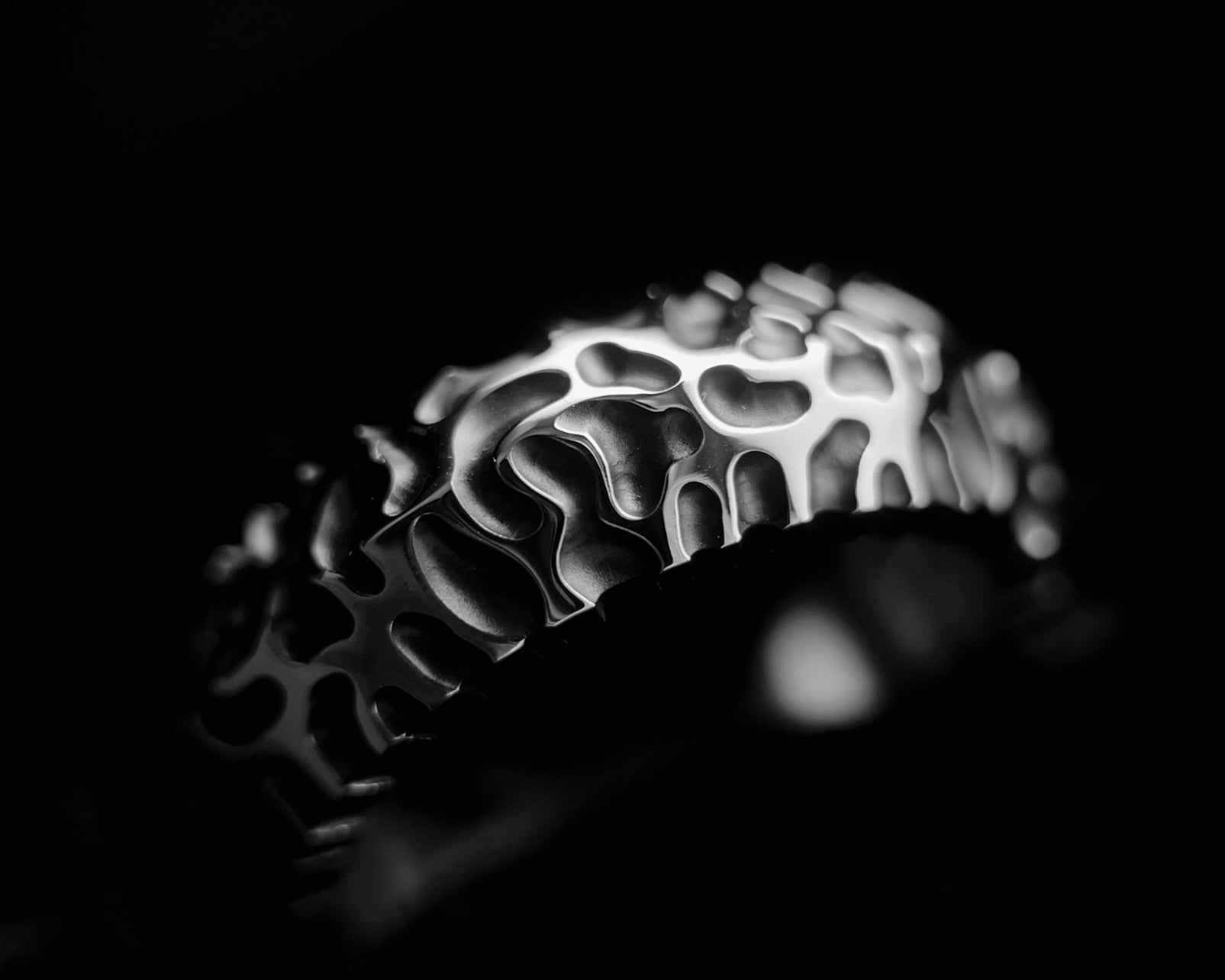 ÆTHER RING OBSIDIAN