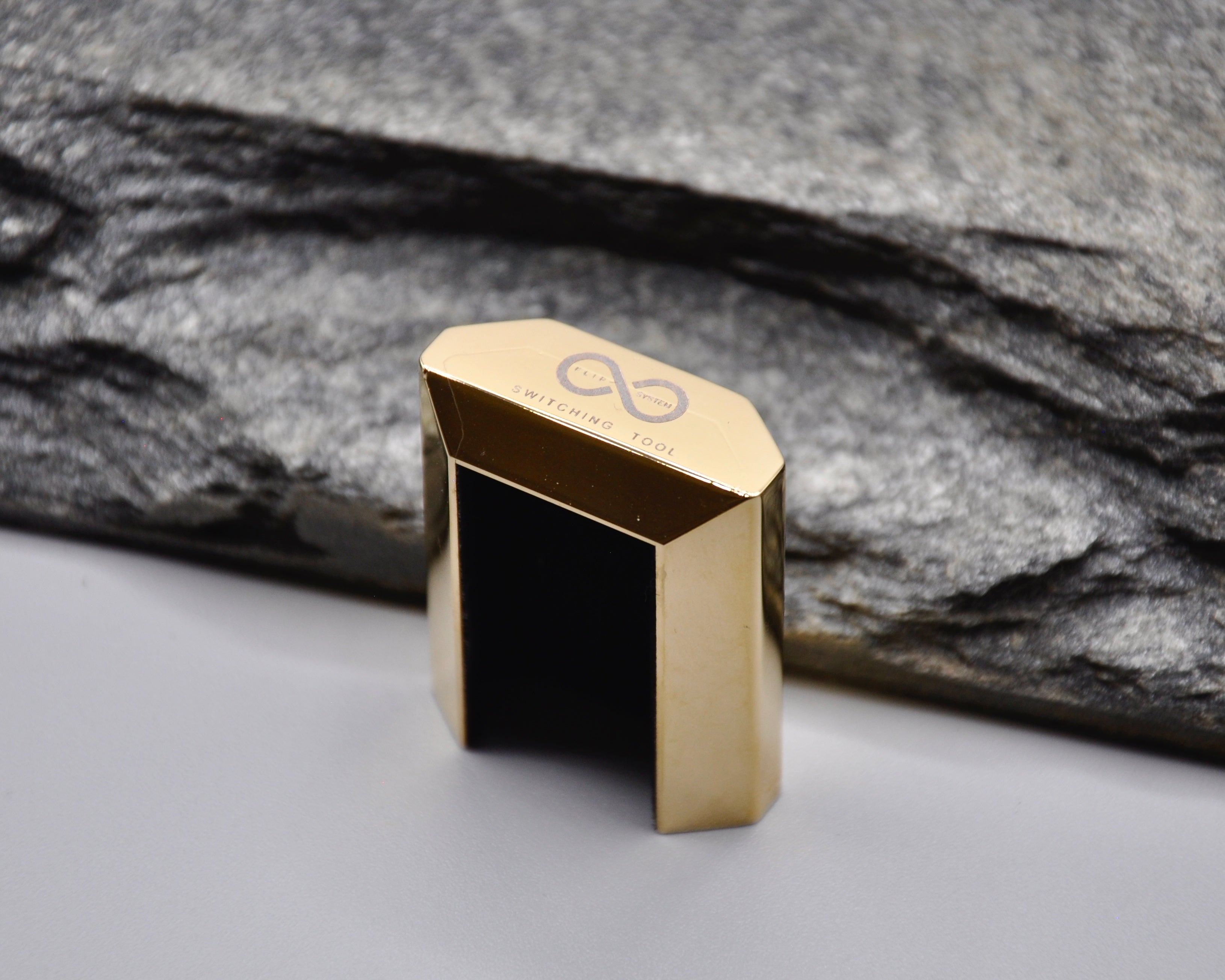 FS | SWITCHING TOOL GOLD