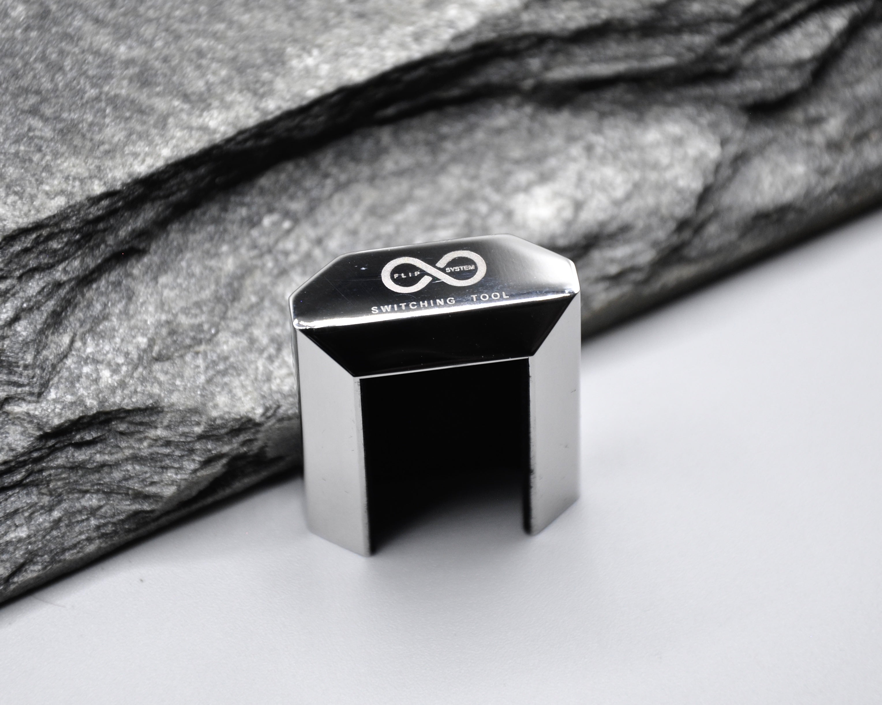 FS | SWITCHING TOOL SILVER