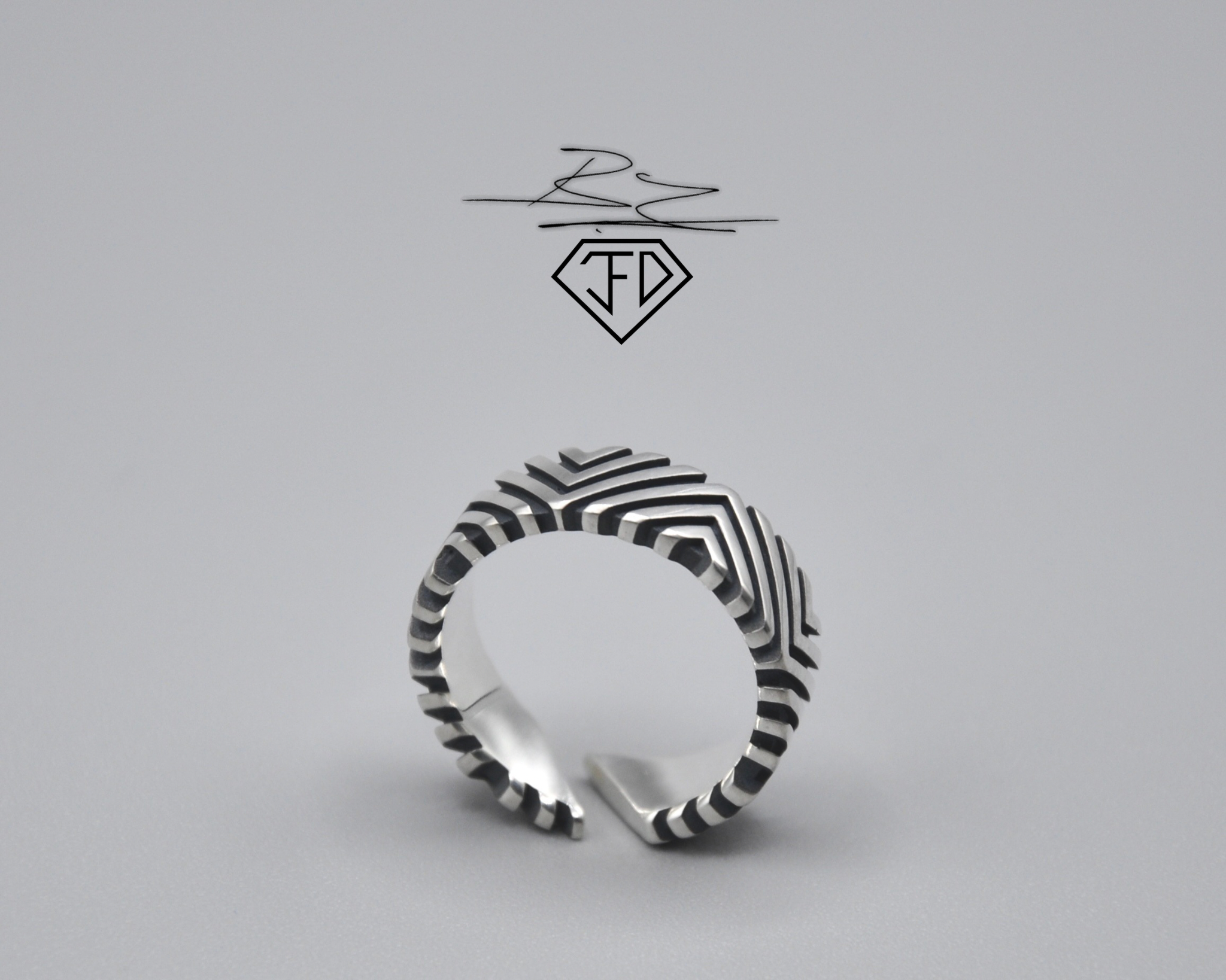 ARGENTIUM 940 | PHIROS RING